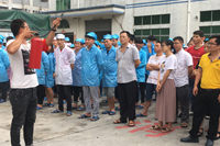 消防总指挥讲解灭火器如何使用