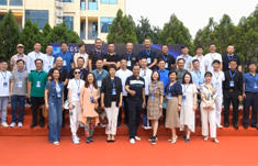 长江商学院第20期总裁参观SMT贴片组装厂